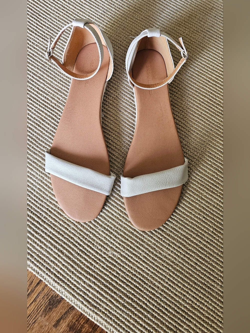 Dream Pairs Women's Ankle-Strap Flat Buckle Sandals - Cream Color - Size 11
